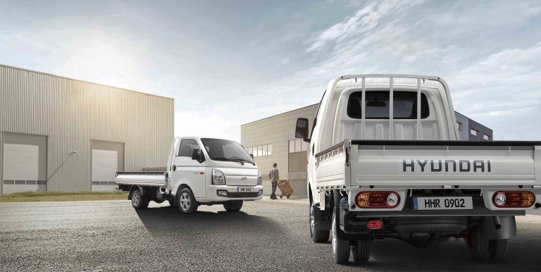 HR 2020 EU LHD EXTERIOR LINEUP CMYK